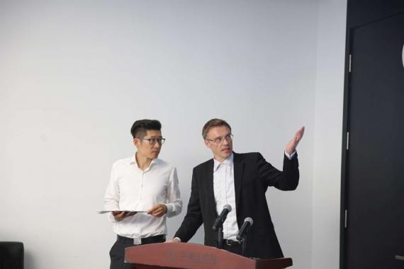 OBERMEYER at Qingdao Green building institute Presentation on OEC with Mr. Jiang Yizhou